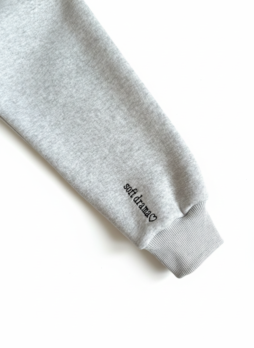 OVER-SIZED DRAMATIC CREW-NECK